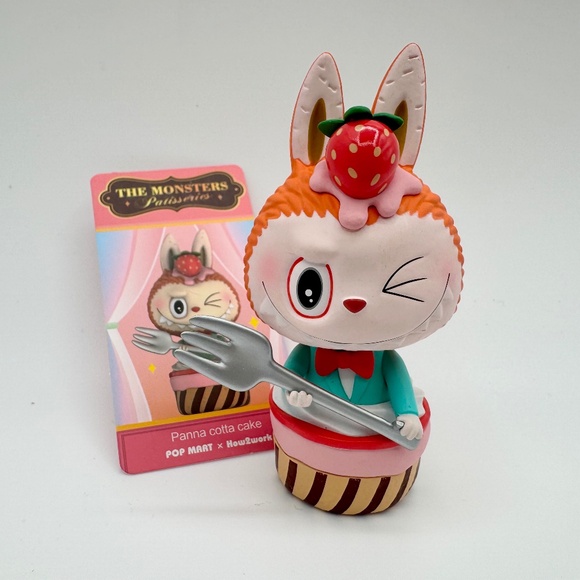 POP MART Labubu THE MONSTERS Patisseries Series Figure - Panna Cotta Cake - Picture 1 of 4
